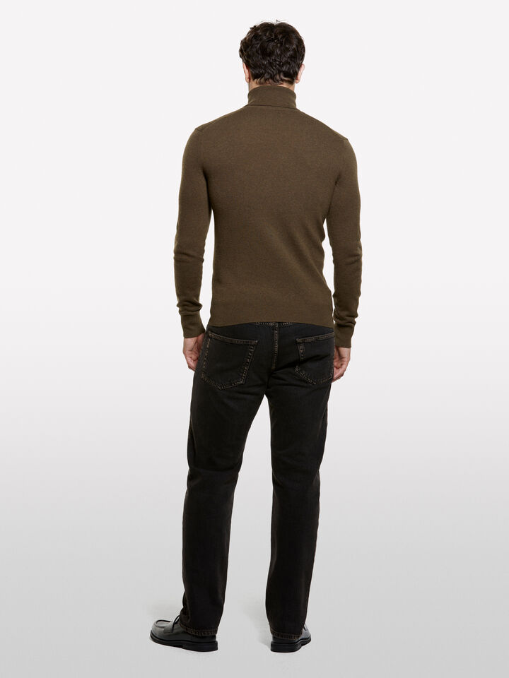 Brauner Pullover mit normaler Passform und hohem Kragen - pullover hoher kragen für herren - Braun | Sisley image number 2